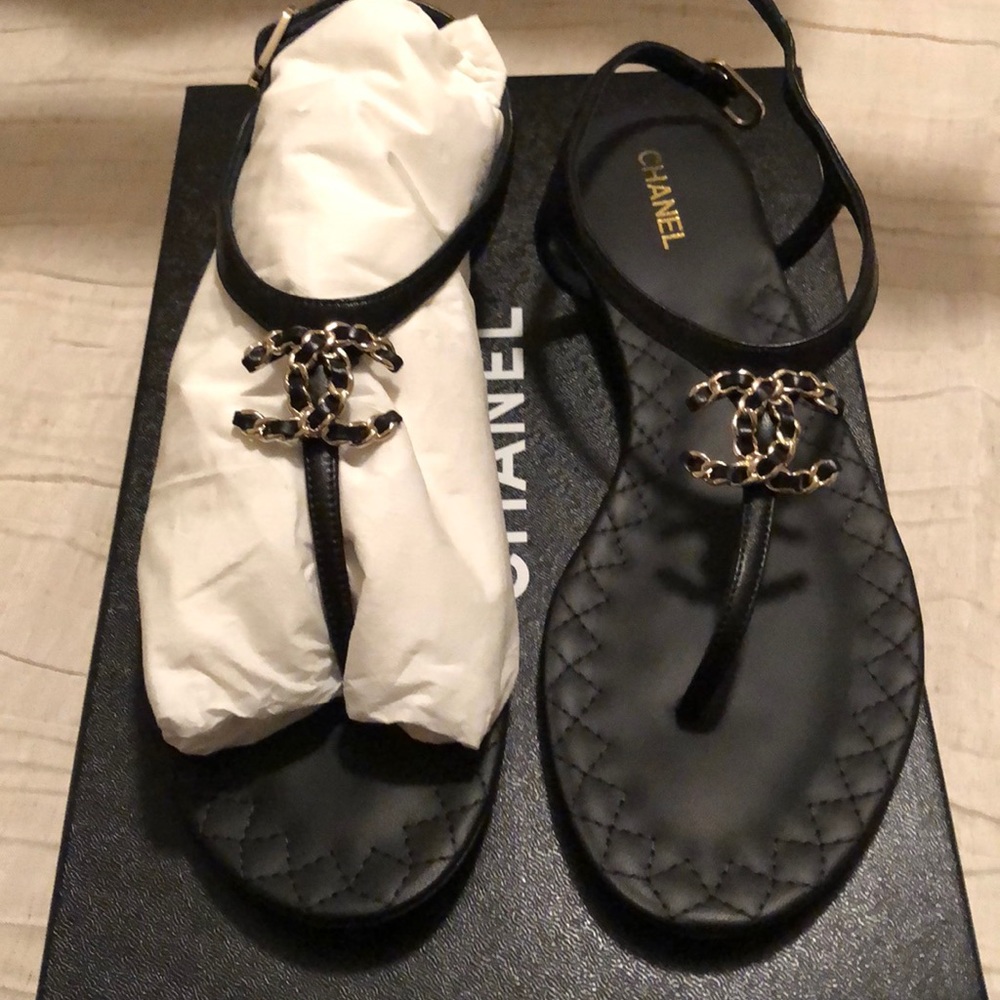 Chanel Thong Sandals size 38.5 (8)